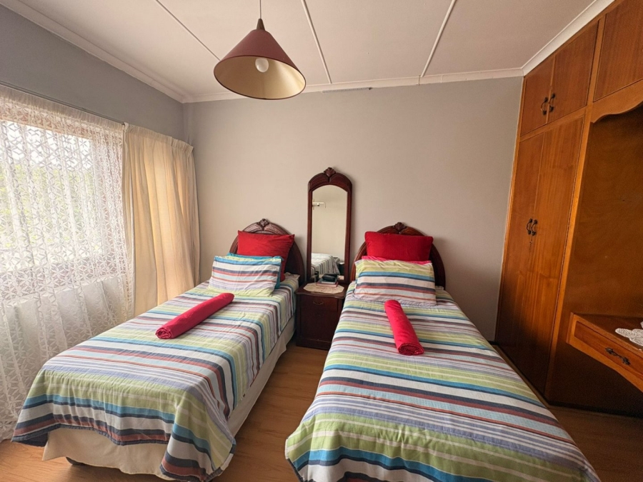 4 Bedroom Property for Sale in Braelyn Eastern Cape